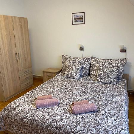 Hévíz Friends Villa Apartments 2 מראה חיצוני תמונה