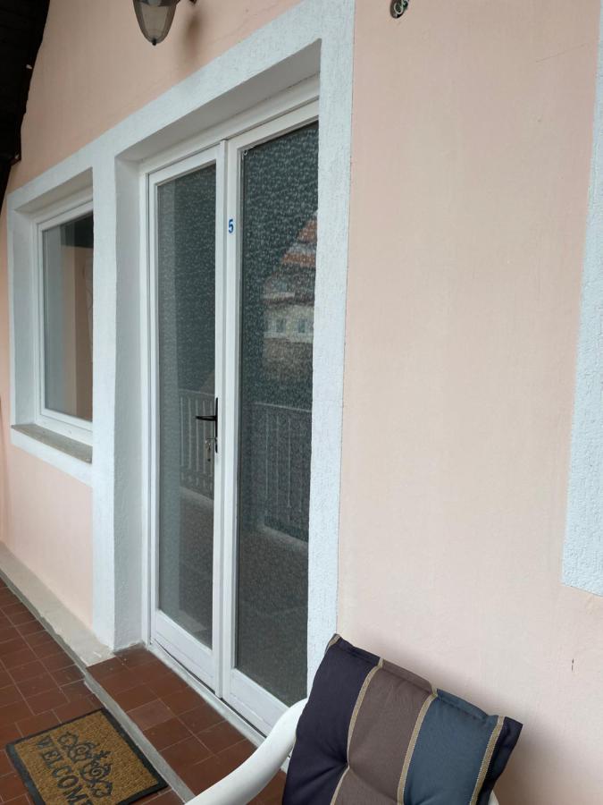 Hévíz Friends Villa Apartments 2 מראה חיצוני תמונה