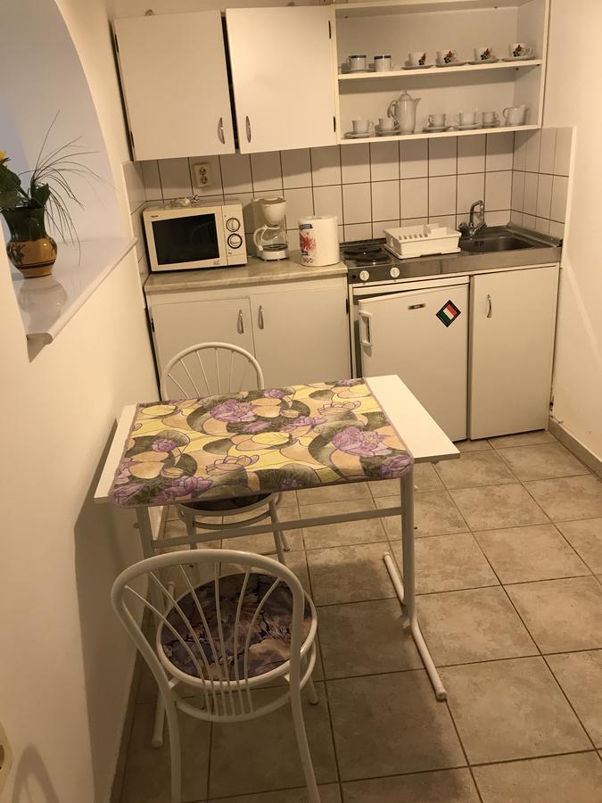 Hévíz Friends Villa Apartments 2 מראה חיצוני תמונה