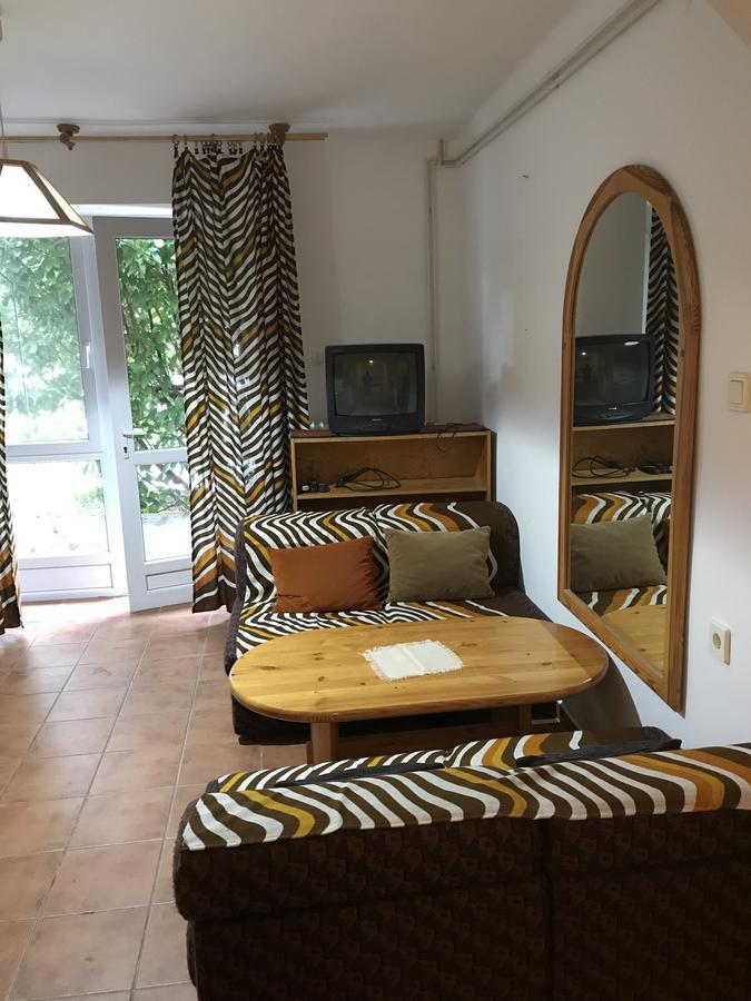 Hévíz Friends Villa Apartments 2 מראה חיצוני תמונה