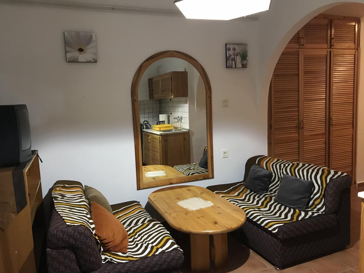 Hévíz Friends Villa Apartments 2 מראה חיצוני תמונה