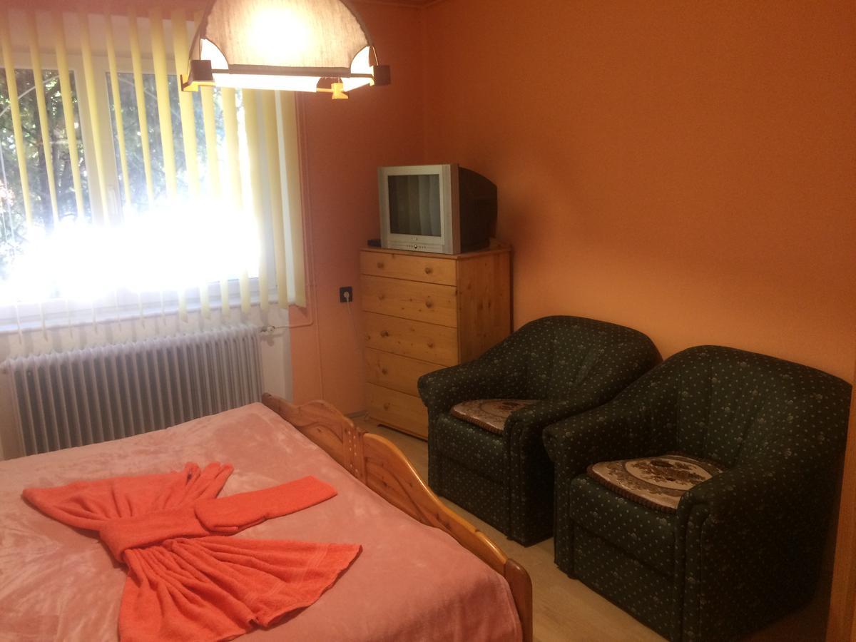 Hévíz Friends Villa Apartments 2 מראה חיצוני תמונה