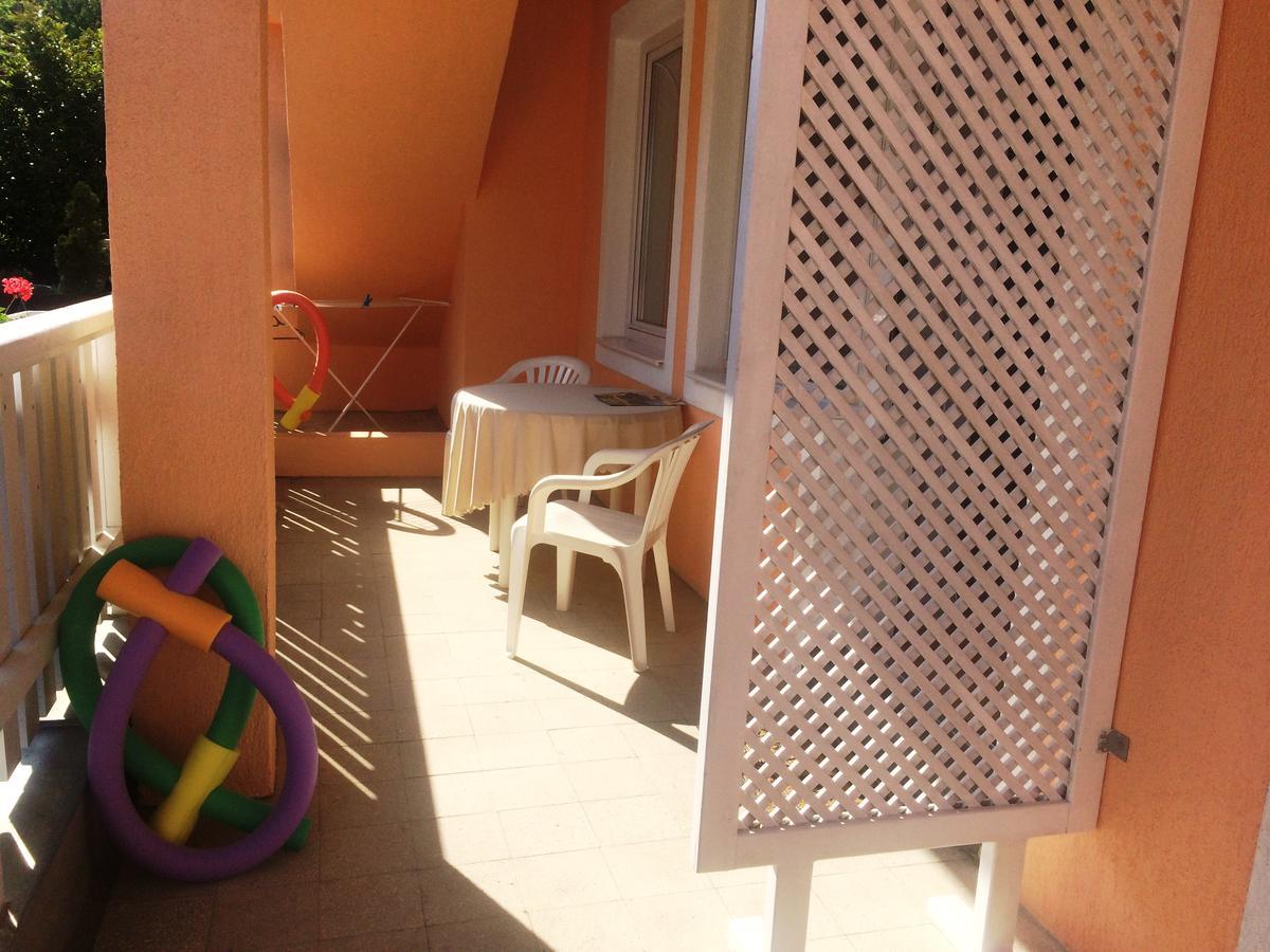 Hévíz Friends Villa Apartments 2 מראה חיצוני תמונה