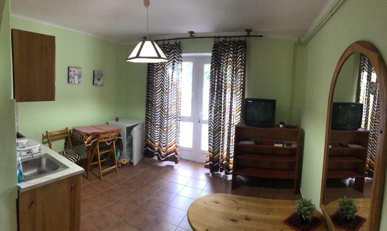 Hévíz Friends Villa Apartments 2 מראה חיצוני תמונה